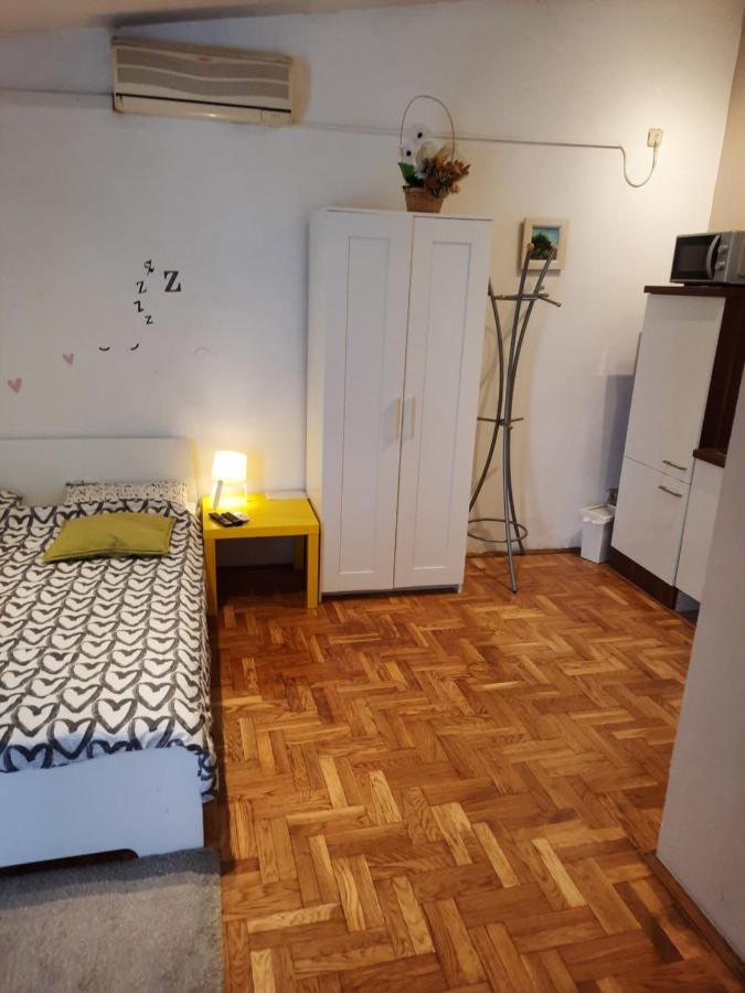Studio Apartment Zagreb Luaran gambar